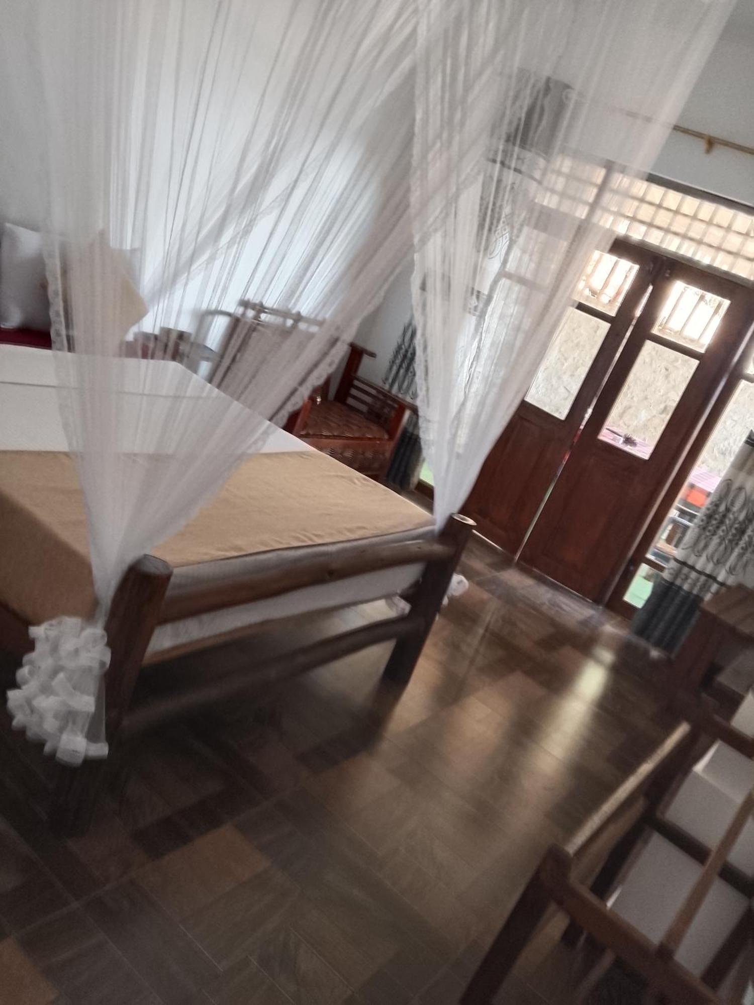 Apurvi Homestay 埃拉 外观 照片