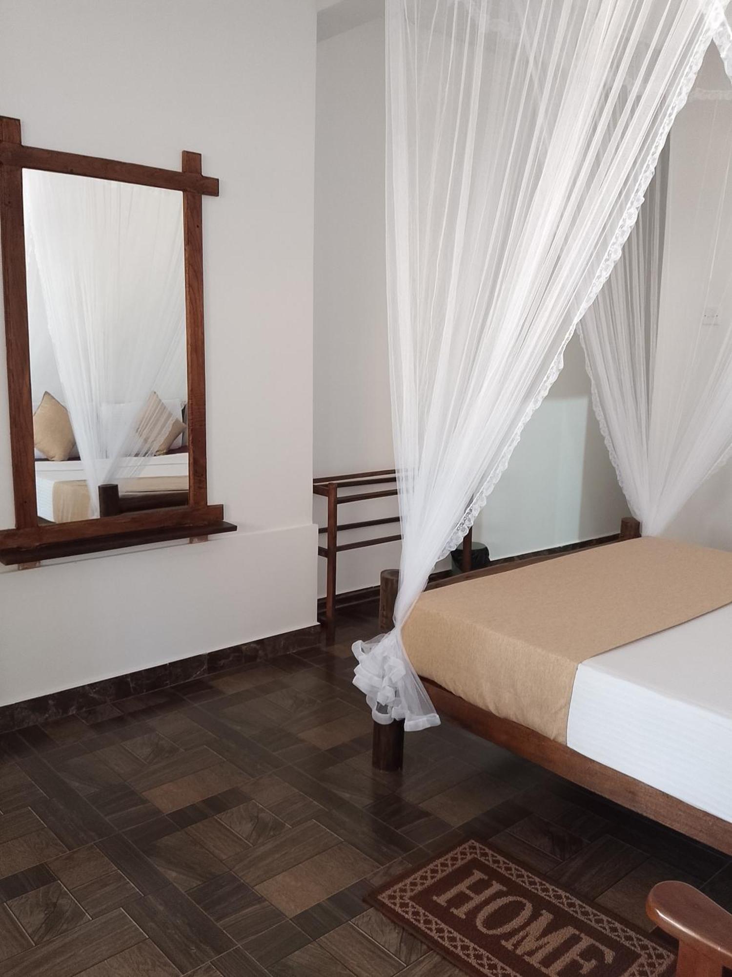 Apurvi Homestay 埃拉 外观 照片